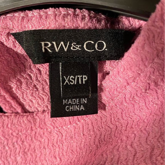 RW&CO Cute Pink Shirt - Picture 3 of 3